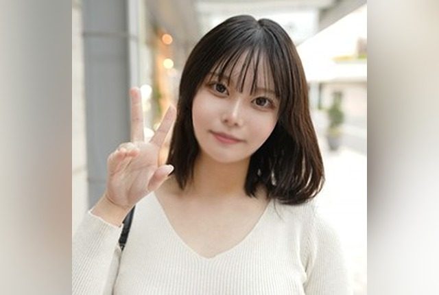 [FC2-PPV-4701018] [990ptt until 6/27] A lewd real life hidden behind the cute face of a new graduate at an airline company. “Make me pregnant with that big dick…” A large amount of semen overflows from the depths of the vagina hole - JAV.LI - jav free streaming and download