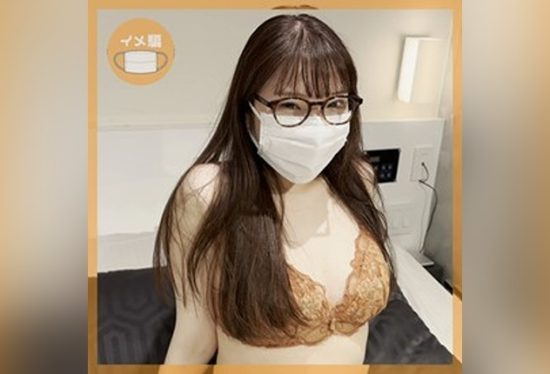 [FC2-PPV-4717970] The Cameraman Fell in Love with a Beautiful Receptionist and Filmed a POV Video