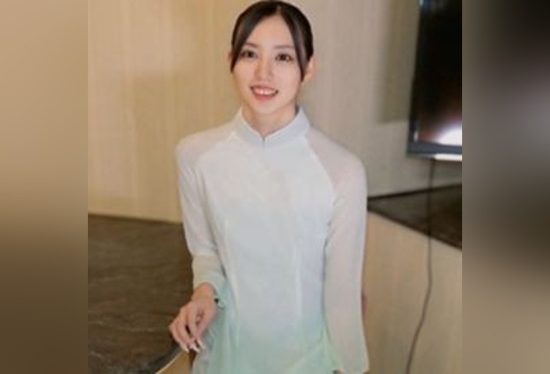 [FC2-PPV-4721322] [Uncensored] Stunningly Beautiful Slender Woman! Gorgeous in a Tight Ao Dai Outfit ⤴ Three Scenes of Swallowing, Massive Facial, and Creampie ※Bonus High-Quality Footage