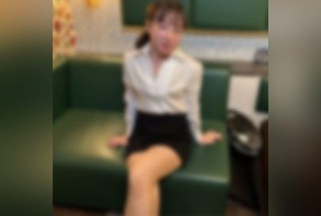 [FC2-PPV-4722202] Limited Time Offer Until the 17th: 85% Off – [Uncensored] [Facial x2] [Squirting x2] – A Mature Woman in Her Fifties Becomes a Naughty Teacher in a Mini Skirt and Glasses, Punished with Facials from Two Strangers - JAV.LI - jav free streaming and download