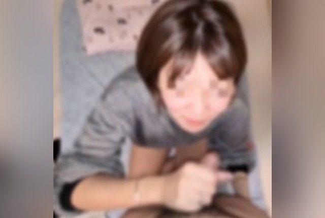[FC2-PPV-4724489] Limited Time Offer Until the 21st: 85% OFF – [Amateur Private Shoot] [3P] [Consecutive Creampies] Monitoring Special!! Inviting an Easily Swayed, Lustful Young Wife and Surprising Her with a Deliveryman Mid-Act - JAV.LI - jav free streaming and download