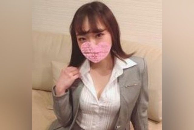 [FC2-PPV-1475093] A Tight Suit, Beautiful Hips, and Perfect Style: An Intimate Interview with My Dreamy Boss, Amoe! - JAV.LI - jav free streaming and download