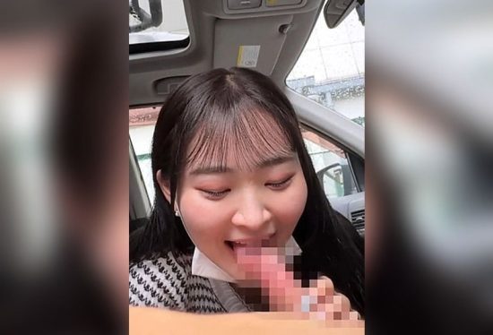 [FC2-PPV-4791935] Mina: A Thrilling Car Blowjob with a Car Right Next to Her & Her First Ever Swallow