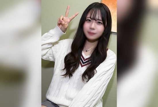 [FC2-PPV-4792776] [First Shot] Slender Azusa, aspiring to make an idol debut, is embarrassed but moaning from behind, her white skin turning red. “No, it feels good.” Hot semen is poured into her tight pussy and deep into her vagina.