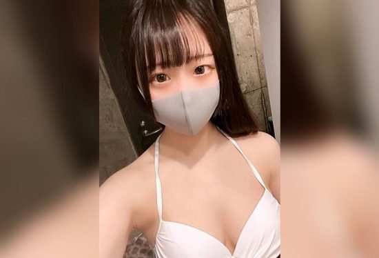 [FC2-PPV-4811486] Mika-chan in a Pure White Bikini for the First Time in a Luxury Suite with a Pool, First Swallowing and Two Scenes of Massive Creampie