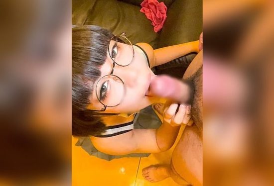 [FC2-PPV-4838889] Impish Glasses Beauty Bareback Fucked in Uniform