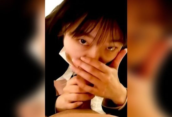 [FC2-PPV-4842521] Raw creampie sex with a current job-hunting student while fully clothed. She feels it with her whole body and falls into ecstasy.