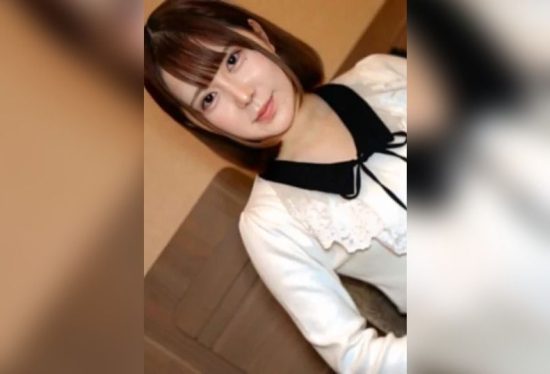 [FC2-PPV-4846638] Elegant Fair-Skinned Beauty with Flawless White Skin Reveals Her Perfectly Shaped Pussy – Quiet but Sex-Obsessed Stunner Swallows Cum and Gets Creampied