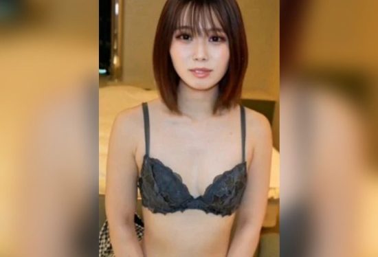 [FC2-PPV-4868183] Horny woman who clearly loves sex begs for creampie and swallow