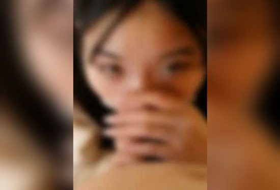 [FC2-PPV-4877925] Office lady in pantyhose gets raw sex while still dressed