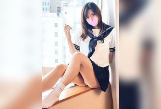 [FC2-PPV-4879168] Pure slender G-cup gravure idol gets raw creampie in uniform